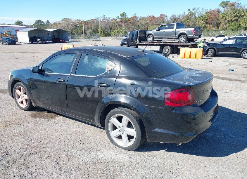 Photo 3 of 2013 Dodge Avenger SE (VIN 1C3CDZABXDN566413)