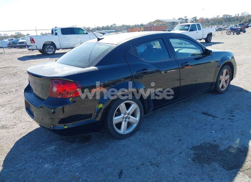 Photo 4 of 2013 Dodge Avenger SE (VIN 1C3CDZABXDN566413)