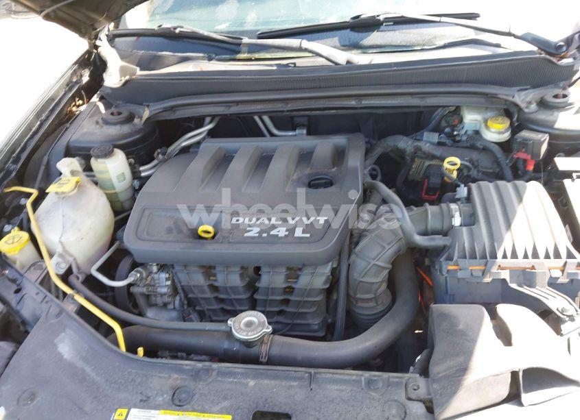 Photo 10 of 2013 Dodge Avenger SE (VIN 1C3CDZABXDN638520)