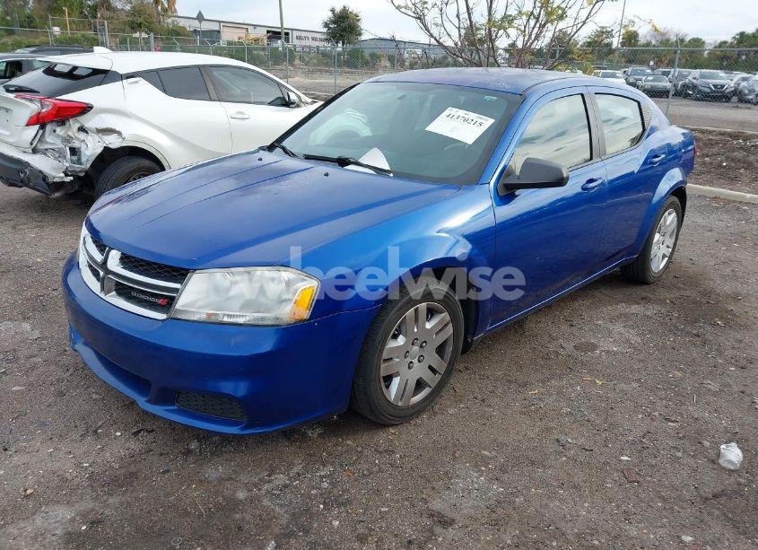 Photo 2 of 2013 Dodge Avenger SE (VIN 1C3CDZABXDN702507)