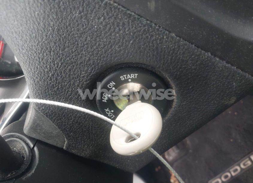 Photo 11 of 2014 Dodge Avenger SE (VIN 1C3CDZABXEN148452)