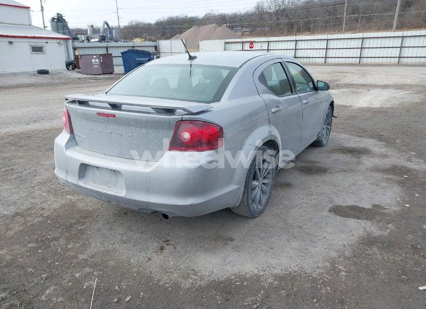 Photo 4 of 2014 Dodge Avenger SE (VIN 1C3CDZABXEN155014)