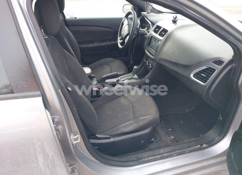 Photo 5 of 2014 Dodge Avenger SE (VIN 1C3CDZABXEN155014)