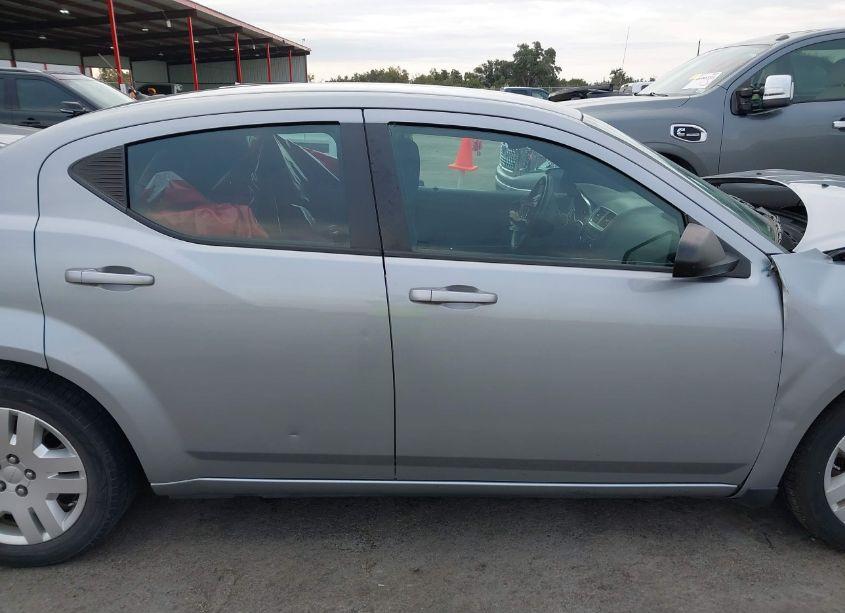 Photo 14 of 2014 Dodge Avenger SE (VIN 1C3CDZABXEN169933)