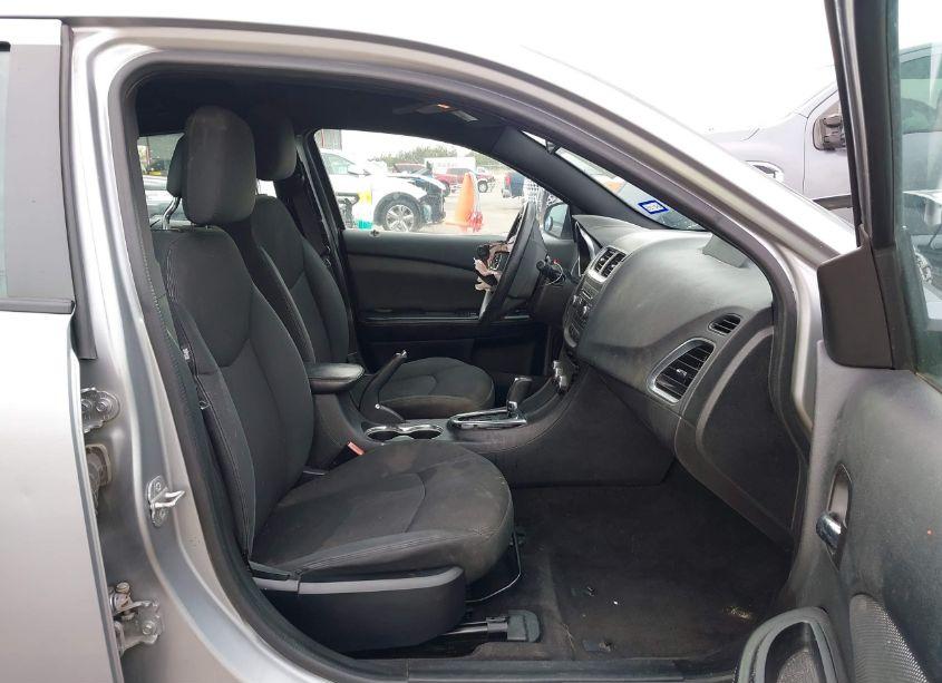 Photo 5 of 2014 Dodge Avenger SE (VIN 1C3CDZABXEN169933)