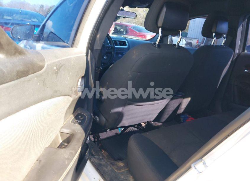 Photo 8 of 2014 Dodge Avenger SE (VIN 1C3CDZABXEN216958)