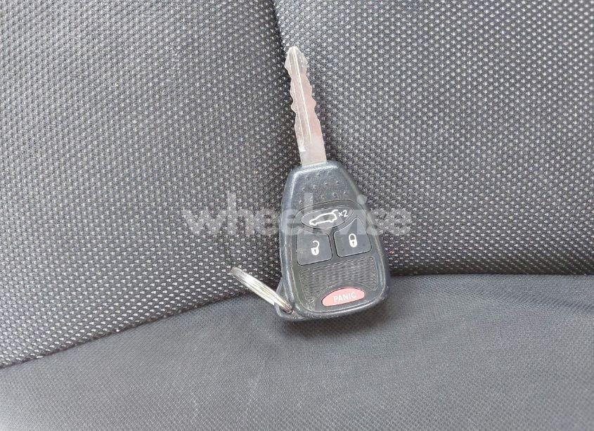 Photo 11 of 2013 Dodge Avenger SE V6 (VIN 1C3CDZAG0DN770004)