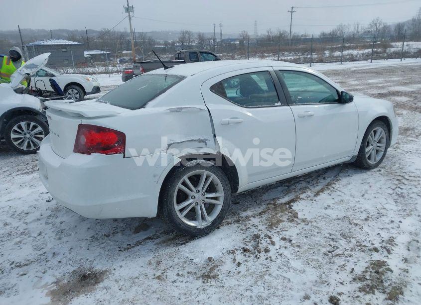 Photo 4 of 2013 Dodge Avenger SE V6 (VIN 1C3CDZAG0DN770004)