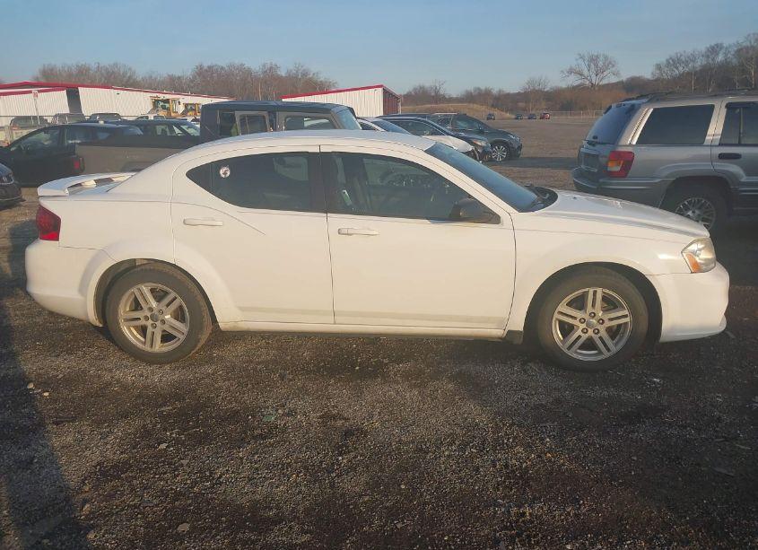 Photo 13 of 2014 Dodge Avenger SE (VIN 1C3CDZAG0EN226443)