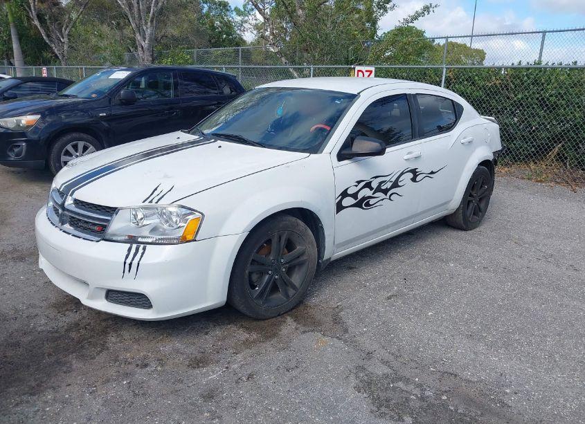 Photo 2 of 2013 Dodge Avenger SE (VIN 1C3CDZAG1DN521310)