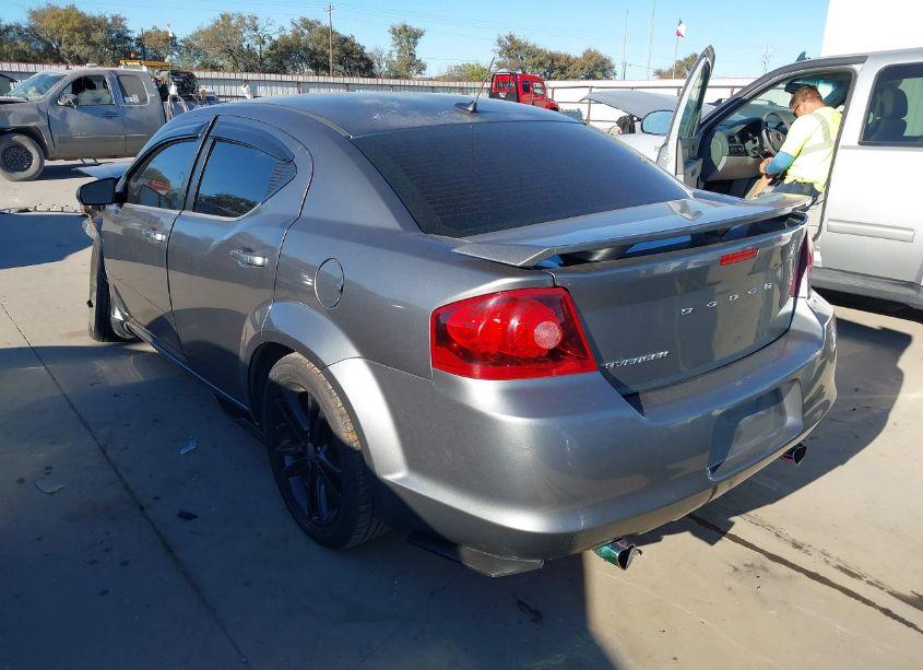Photo 3 of 2013 Dodge Avenger SE V6 (VIN 1C3CDZAG2DN552498)