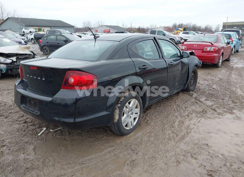 Photo 4 of 2013 Dodge Avenger SE V6 (VIN 1C3CDZAG3DN747882)