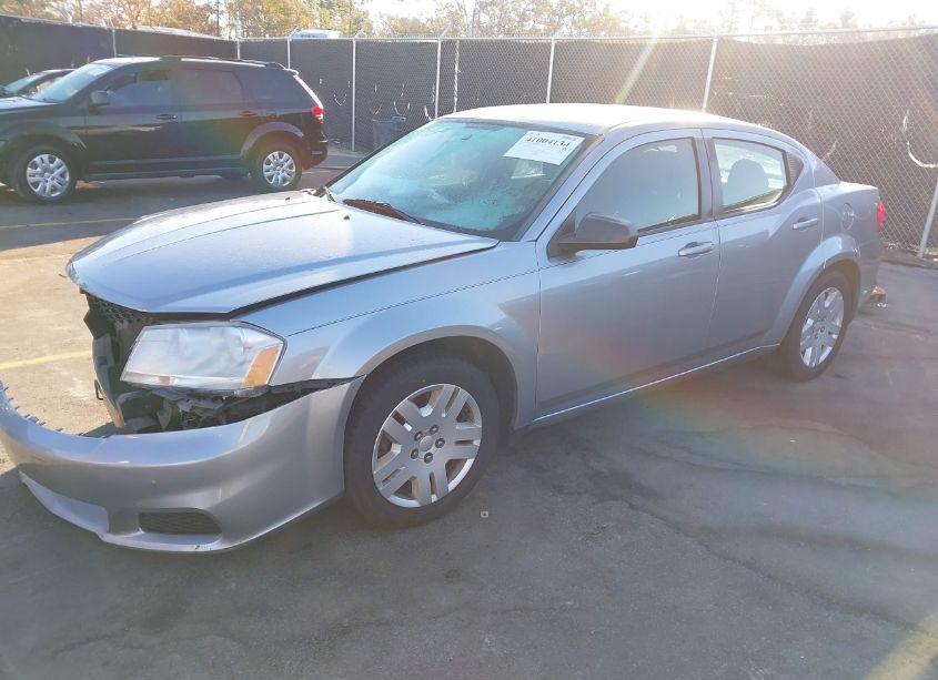 Photo 2 of 2014 Dodge Avenger SE (VIN 1C3CDZAG3EN161071)
