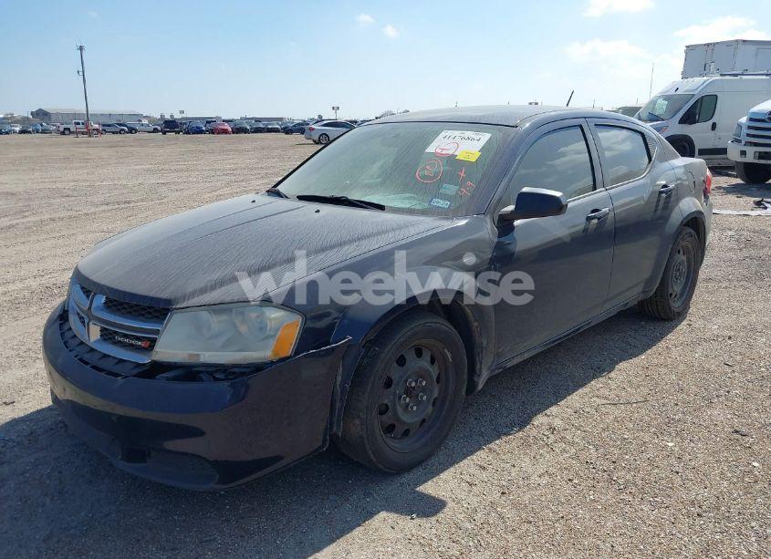 Photo 2 of 2014 Dodge Avenger SE (VIN 1C3CDZAG3EN188769)