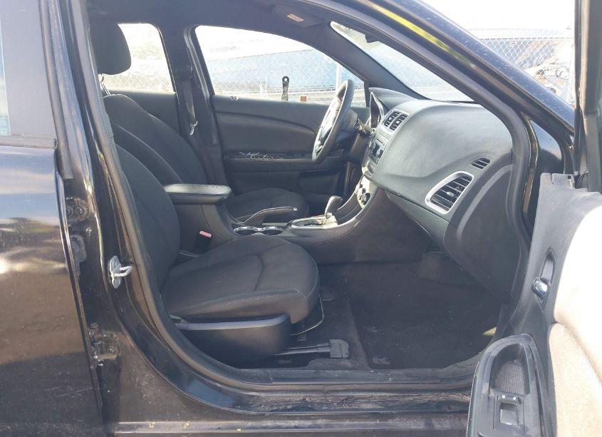 Photo 5 of 2012 Dodge Avenger SE (VIN 1C3CDZAG5CN256132)