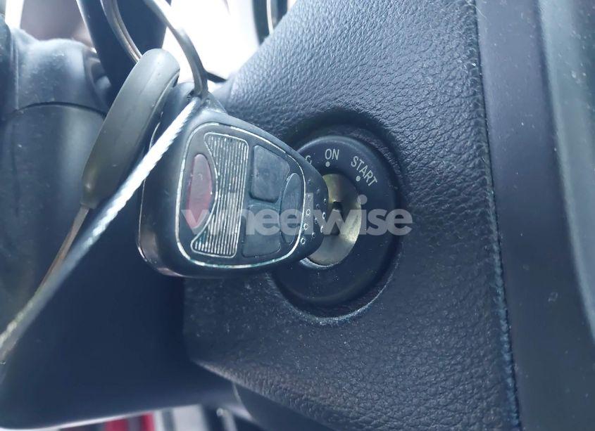 Photo 11 of 2014 Dodge Avenger SE (VIN 1C3CDZAG5EN218242)