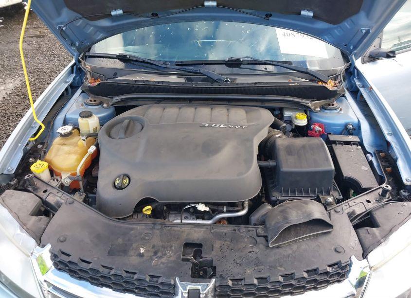 Photo 10 of 2013 Dodge Avenger SE V6 (VIN 1C3CDZAG6DN729991)