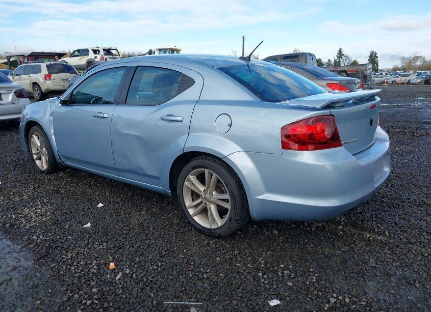 Photo 3 of 2013 Dodge Avenger SE V6 (VIN 1C3CDZAG6DN729991)