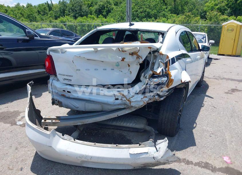 Photo 16 of 2013 Dodge Avenger SE V6 (VIN 1C3CDZAG6DN751098)