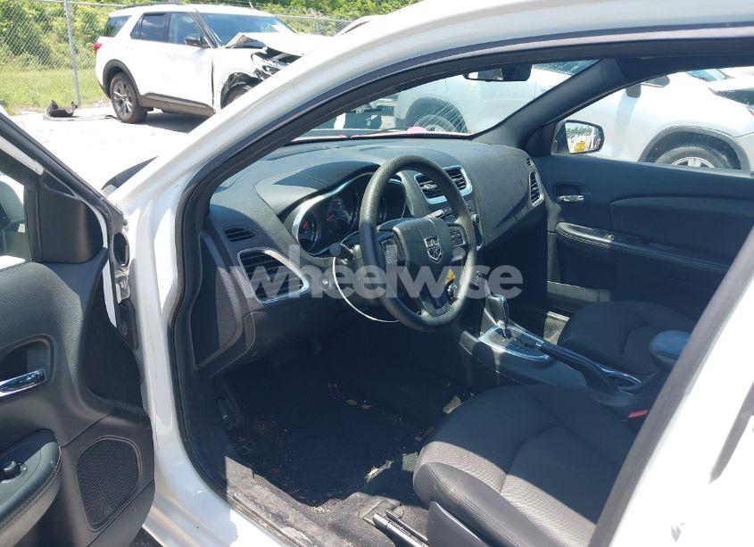 Photo 5 of 2013 Dodge Avenger SE V6 (VIN 1C3CDZAG6DN751098)