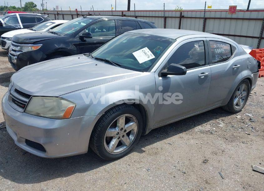 Photo 2 of 2014 Dodge Avenger SE (VIN 1C3CDZAG6EN217276)