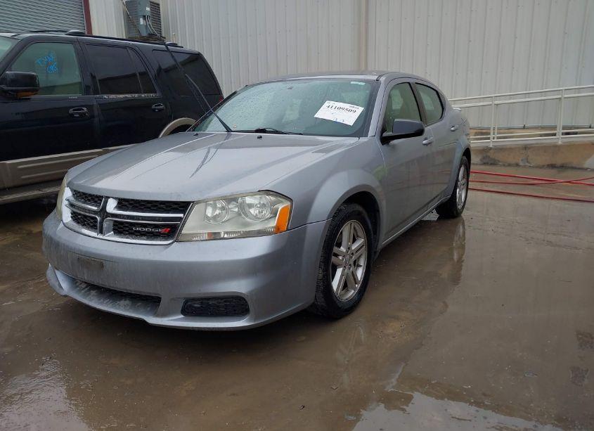 Photo 2 of 2014 Dodge Avenger SE (VIN 1C3CDZAG6EN219934)