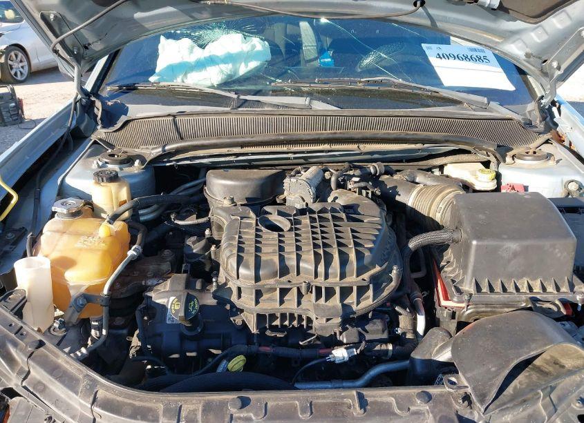 Photo 10 of 2013 Dodge Avenger SE V6 (VIN 1C3CDZAG7DN749182)