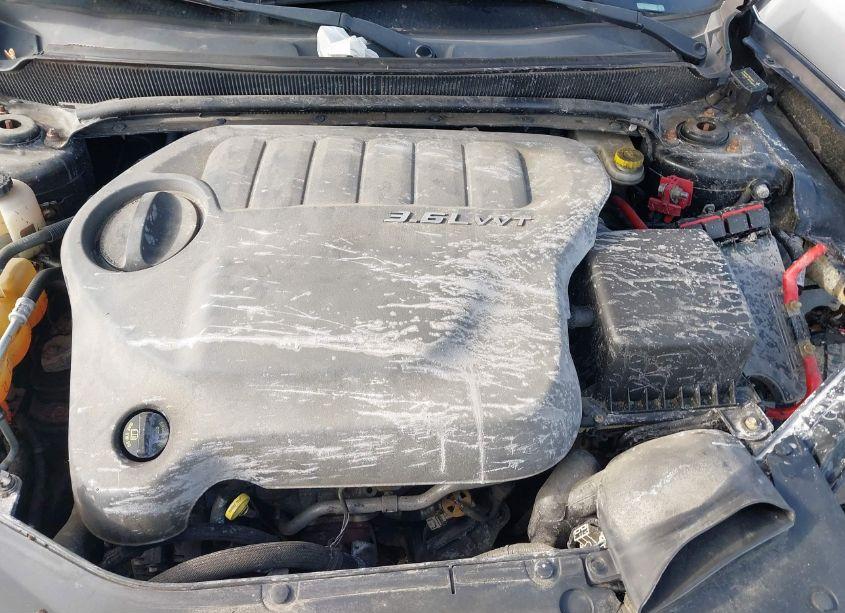 Photo 10 of 2013 Dodge Avenger SE V6 (VIN 1C3CDZAG8DN770641)