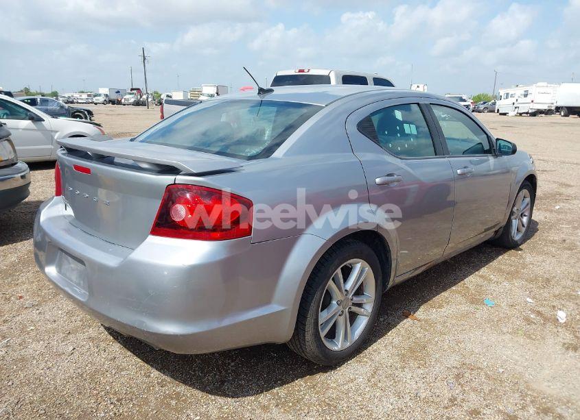 Photo 4 of 2013 Dodge Avenger SE V6 (VIN 1C3CDZAG9DN532586)
