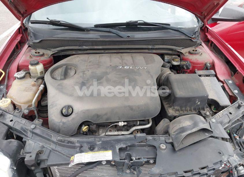 Photo 10 of 2013 Dodge Avenger SE V6 (VIN 1C3CDZAG9DN588415)