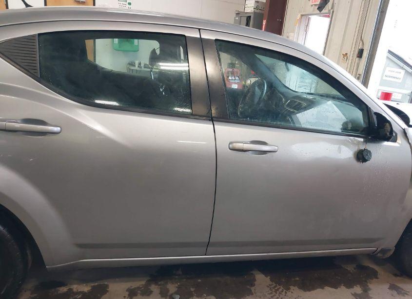 Photo 13 of 2013 Dodge Avenger SE V6 (VIN 1C3CDZAG9DN720461)