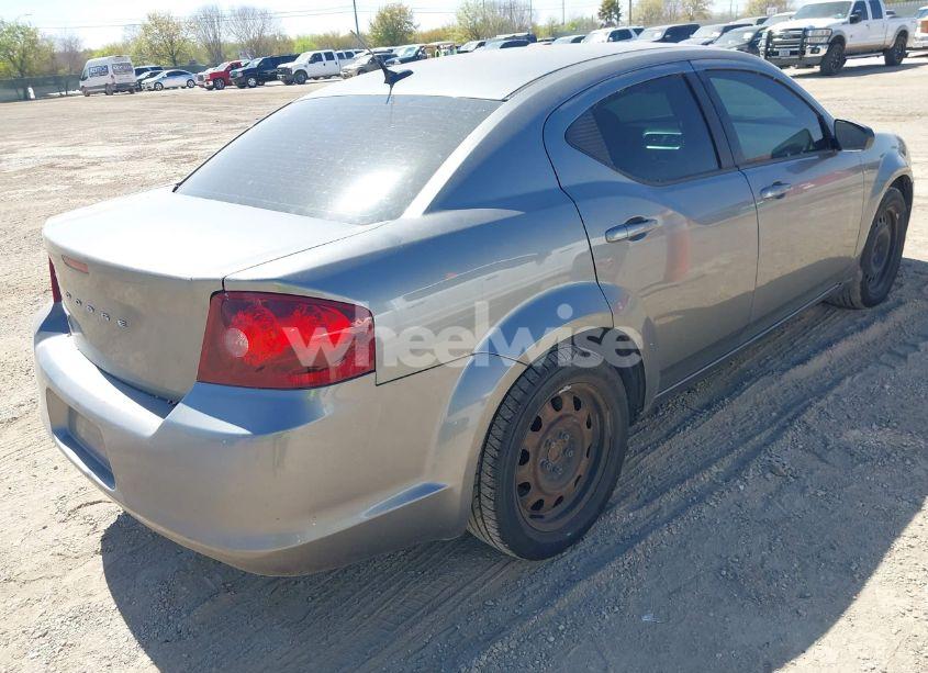 Photo 4 of 2013 Dodge Avenger SE V6 (VIN 1C3CDZAG9DN750737)