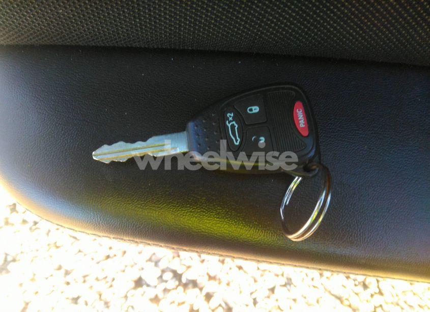 Photo 11 of 2013 Dodge Avenger SE V6 (VIN 1C3CDZAGXDN504909)