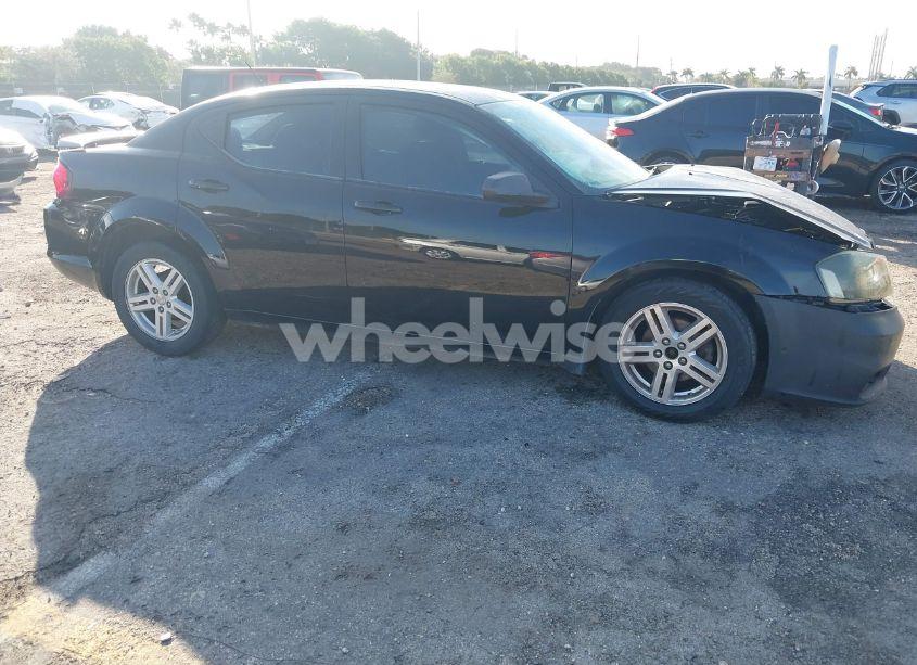 2014 Dodge Avenger SE (VIN 1C3CDZAGXEN218687) main photo