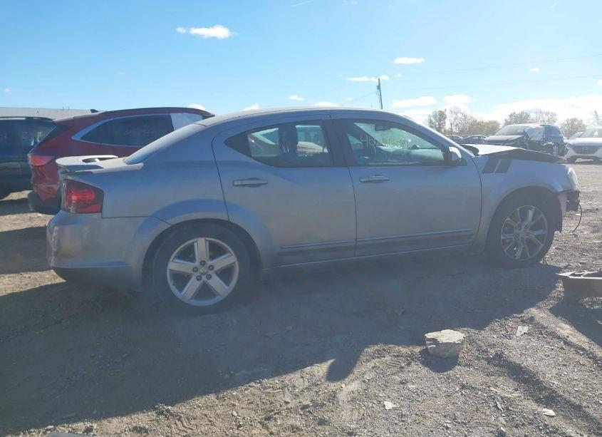 Photo 14 of 2013 Dodge Avenger R/T (VIN 1C3CDZBG3DN608334)