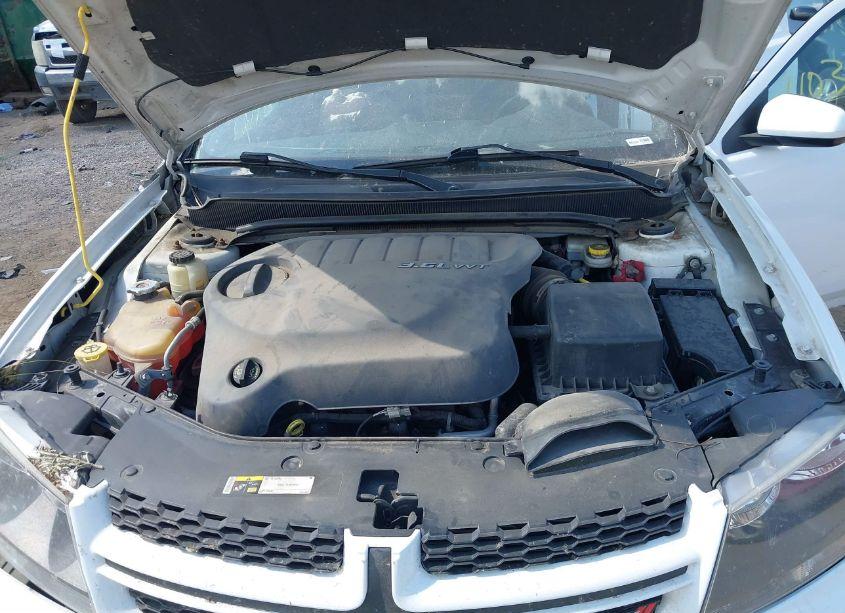 Photo 10 of 2014 Dodge Avenger R/T (VIN 1C3CDZBG3EN166401)