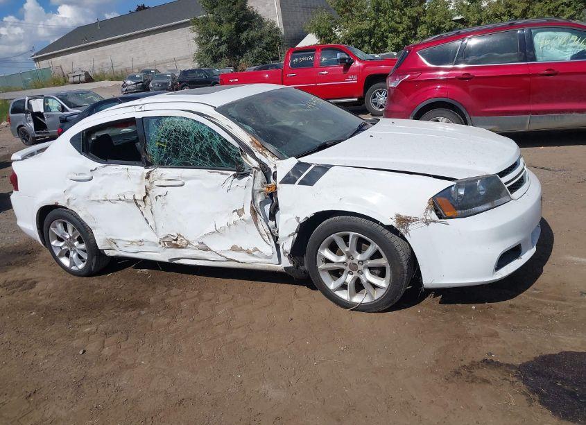 Photo 13 of 2014 Dodge Avenger R/T (VIN 1C3CDZBG3EN166401)