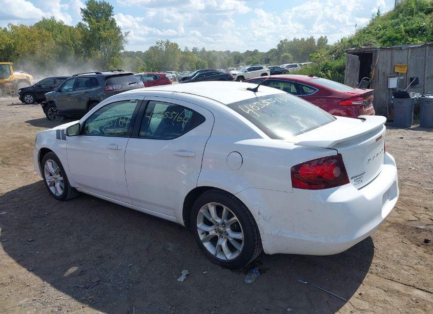 Photo 3 of 2014 Dodge Avenger R/T (VIN 1C3CDZBG3EN166401)