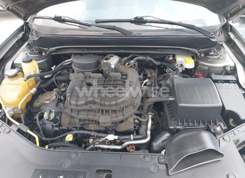 Photo 10 of 2013 Dodge Avenger R/T (VIN 1C3CDZBG4DN590183)