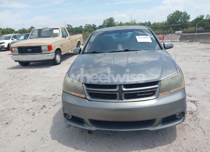 Photo 6 of 2013 Dodge Avenger R/T (VIN 1C3CDZBG4DN590183)