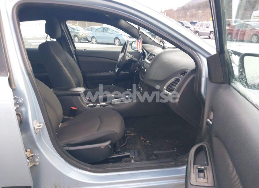 Photo 5 of 2013 Dodge Avenger SXT (VIN 1C3CDZCB0DN626101)