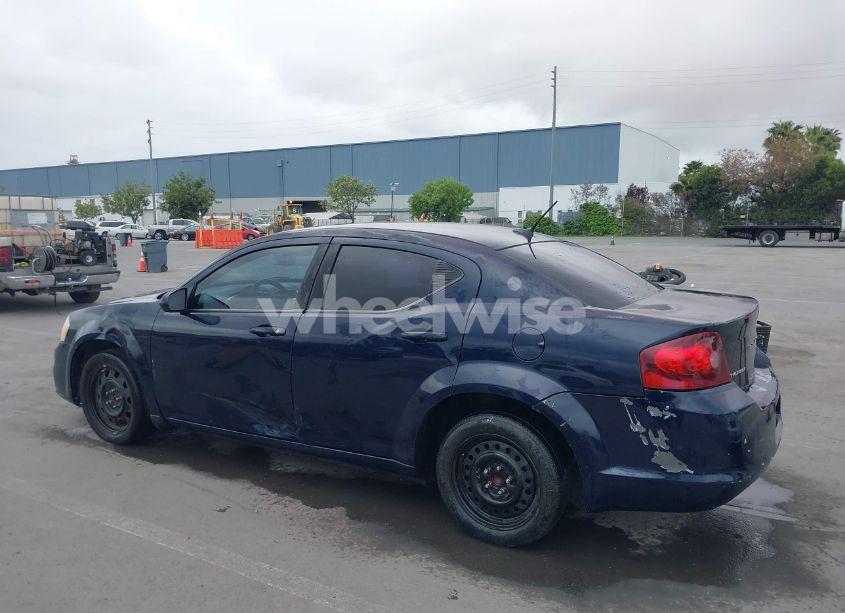 Photo 3 of 2013 Dodge Avenger SXT (VIN 1C3CDZCB0DN662712)