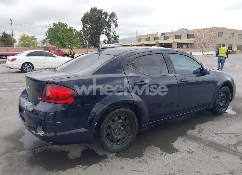 Photo 4 of 2013 Dodge Avenger SXT (VIN 1C3CDZCB0DN662712)