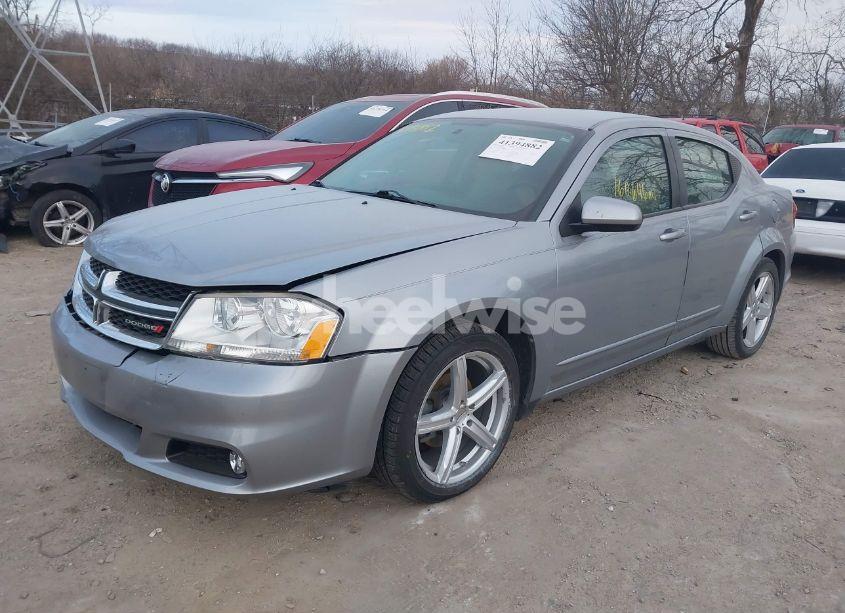 Photo 2 of 2013 Dodge Avenger SXT (VIN 1C3CDZCB0DN709978)