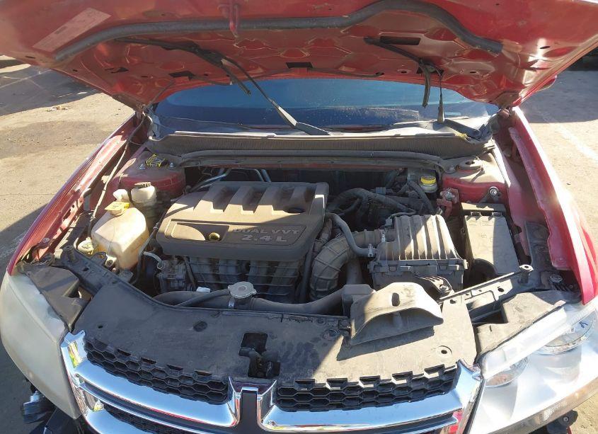 Photo 10 of 2013 Dodge Avenger SXT (VIN 1C3CDZCB1DN623773)