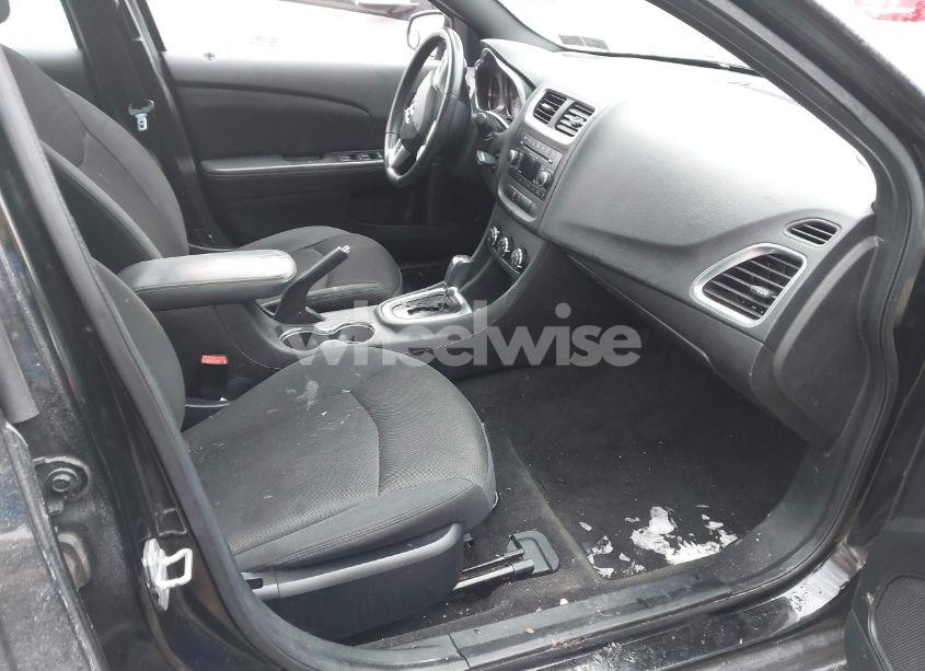 Photo 5 of 2012 Dodge Avenger SXT (VIN 1C3CDZCB2CN213773)