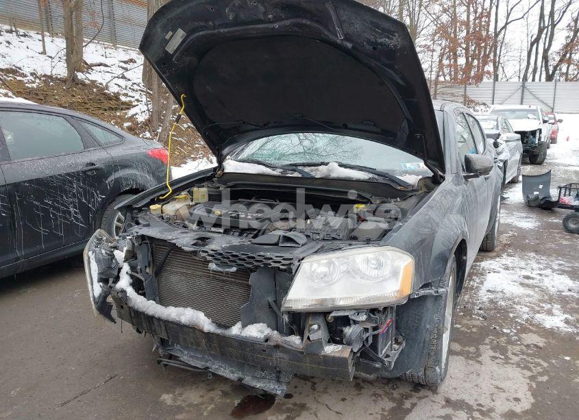 Photo 6 of 2012 Dodge Avenger SXT (VIN 1C3CDZCB2CN213773)