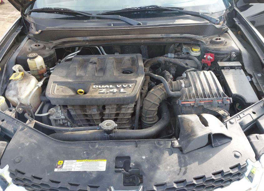 Photo 10 of 2013 Dodge Avenger SXT (VIN 1C3CDZCB2DN502556)