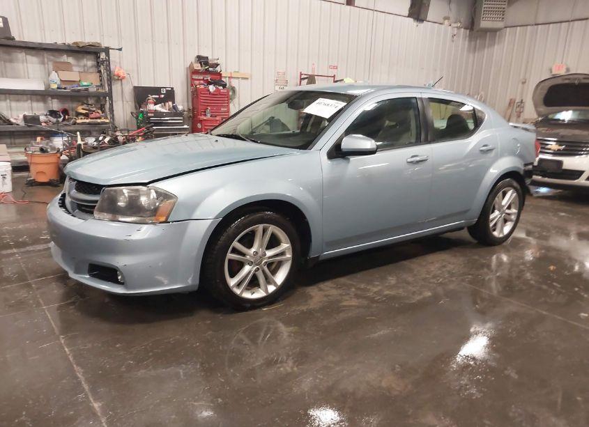 Photo 2 of 2013 Dodge Avenger SXT (VIN 1C3CDZCB2DN506350)