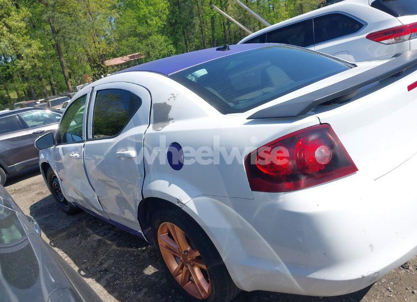 Photo 15 of 2013 Dodge Avenger SXT (VIN 1C3CDZCB2DN544550)